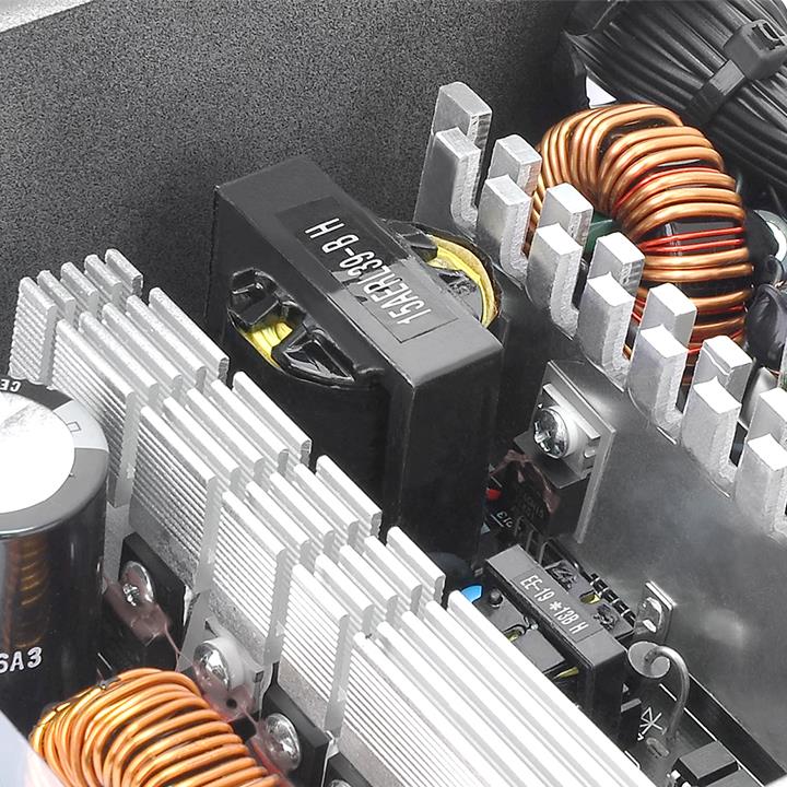 Smart BX1 750W 電源供應器