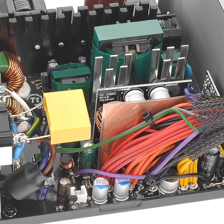 鋼影 Toughpower GX1 700W 金牌 電源供應器