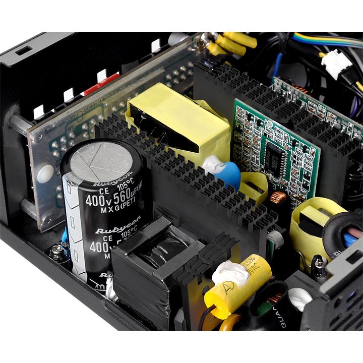 鋼影 Toughpower Grand RGB 650W 金牌電源供應器(全模組)