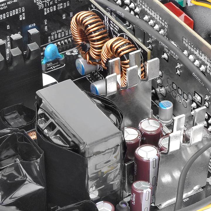 鋼影 Toughpower Grand RGB 750W 金牌 (RGB連動版)