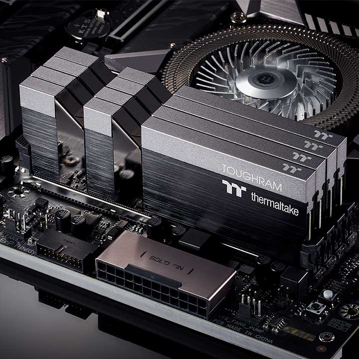 鋼影 TOUGHRAM 記憶體 DDR4 4400MHz 16GB (8GB x 2)