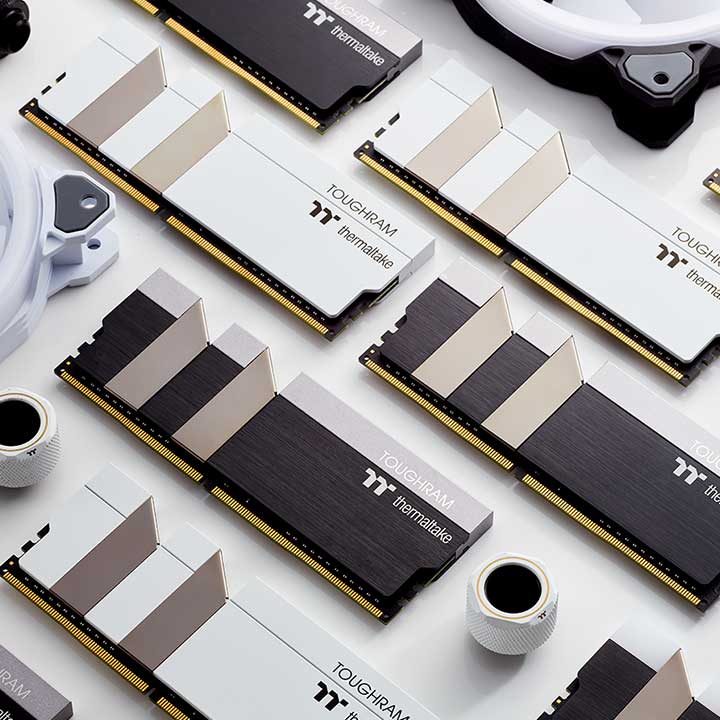鋼影 TOUGHRAM 記憶體 DDR4 4400MHz 16GB (8GB x 2)